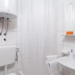 Six-bedroom In * أوميس