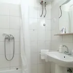Six-bedroom In *