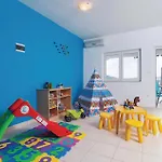 Six-bedroom In